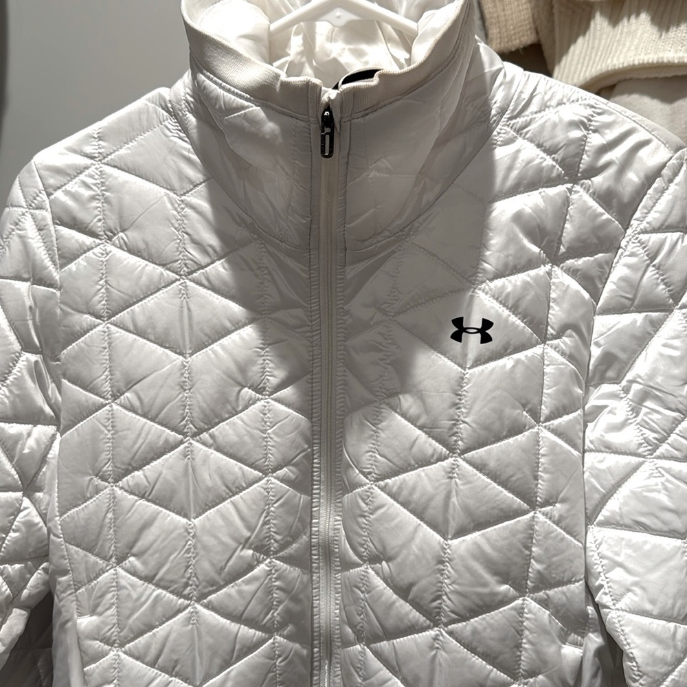Under Armour women’s cold gear puffer jacket size Small